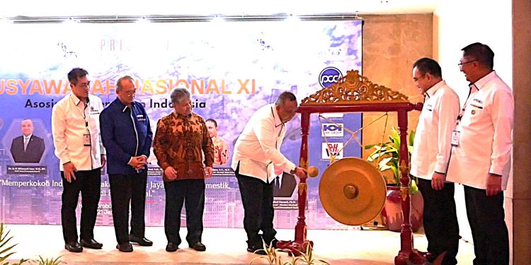 Melalui Hasil Munas XI: APRISINDO akan Perkuat Peranya Hadapi Dinamika Industri Alas Kaki