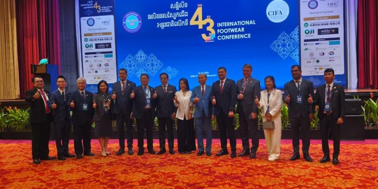 APRISINDO Hadiri Konferensi Internasional IFC ke-43 di Kamboja, Paparkan Perkembangan Industri Alas Kaki Indonesia